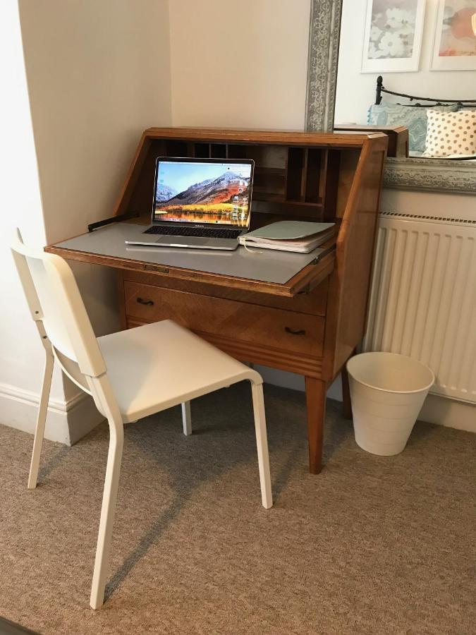 Amazing Apartment, Private Garden, Off Street Parking 브라이턴 외부 사진