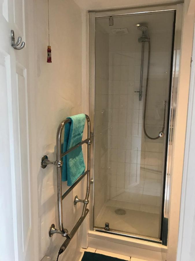Amazing Apartment, Private Garden, Off Street Parking 브라이턴 외부 사진